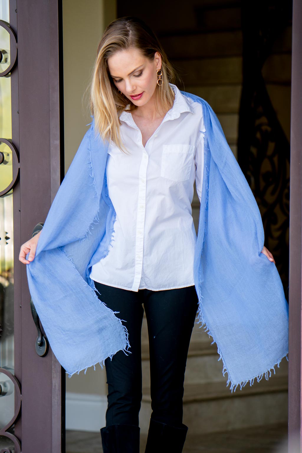 Alpine Cashmere Featherweight Alta Scarf in Periwinkle Blue