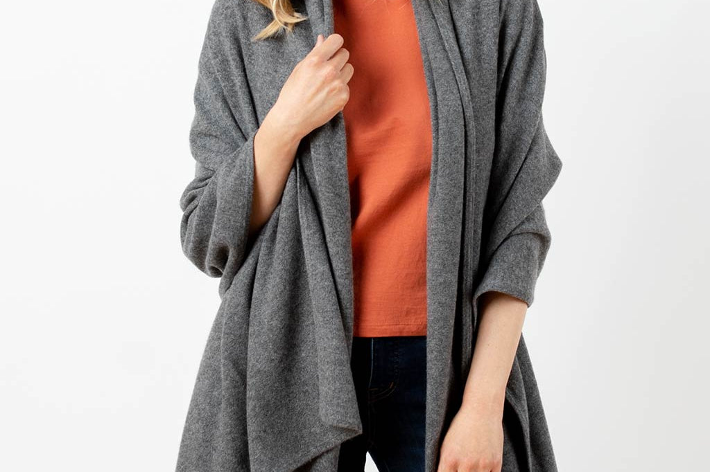 Model Wearing Alpine Cashmere's Luxurious Chunky Travel Wrap in Flannel Gray