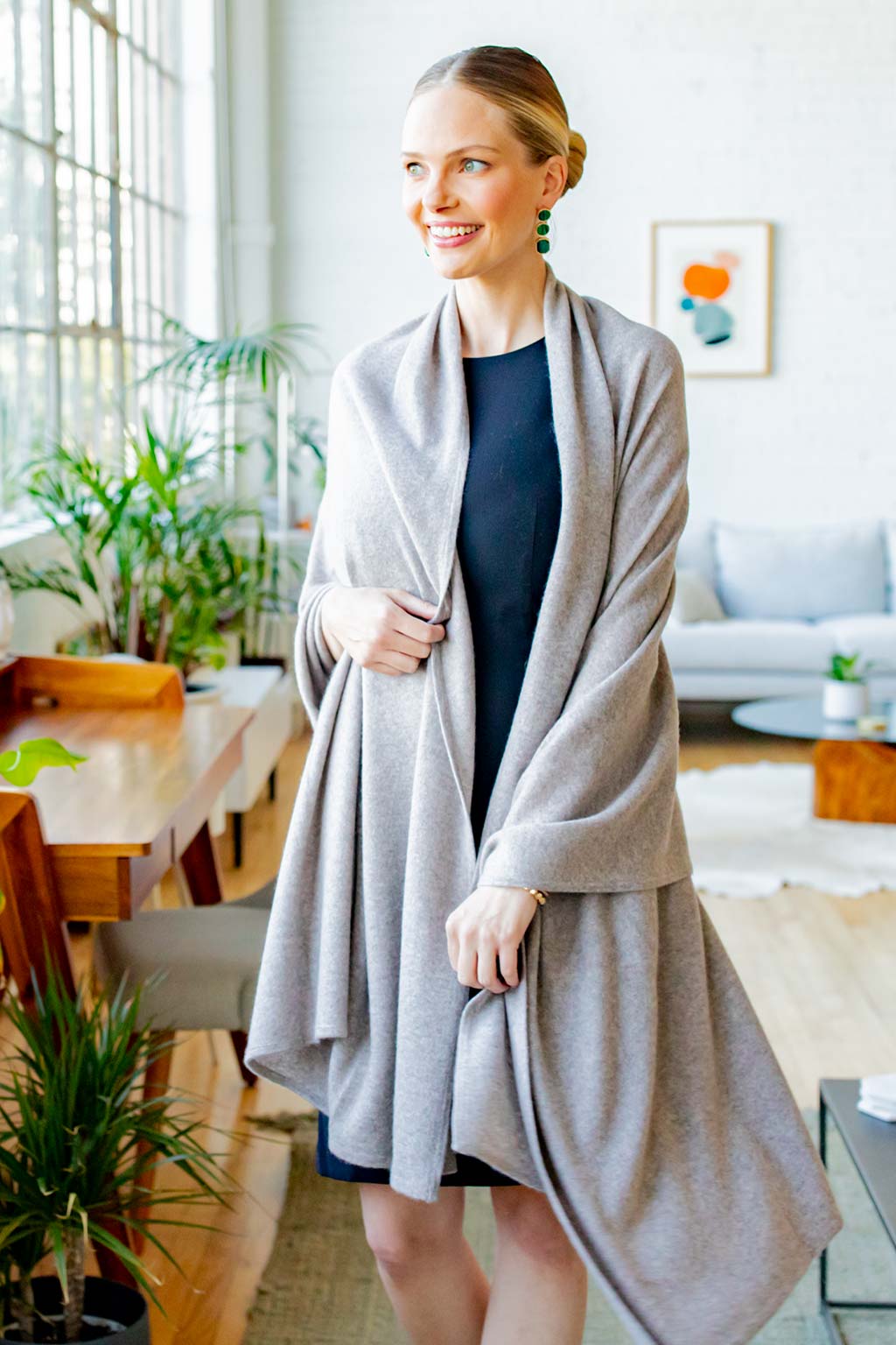 Model Wearing Alpine Cashmere's Luxurious Chunky Travel Wrap in Pewter Gray