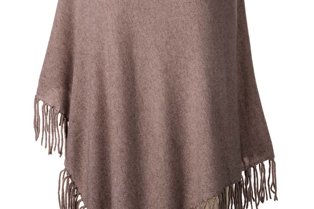 Alpine Cashmere Fringed Poncho in Fawn