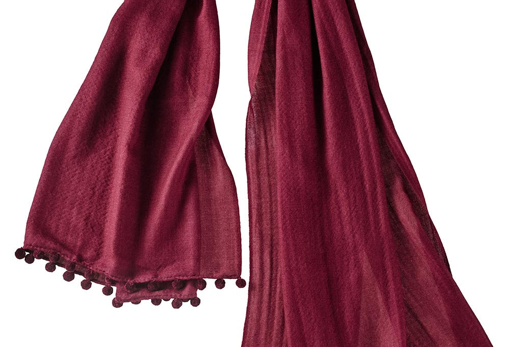 Alpine Cashmere Pom-Pom Scarf in Cordovan