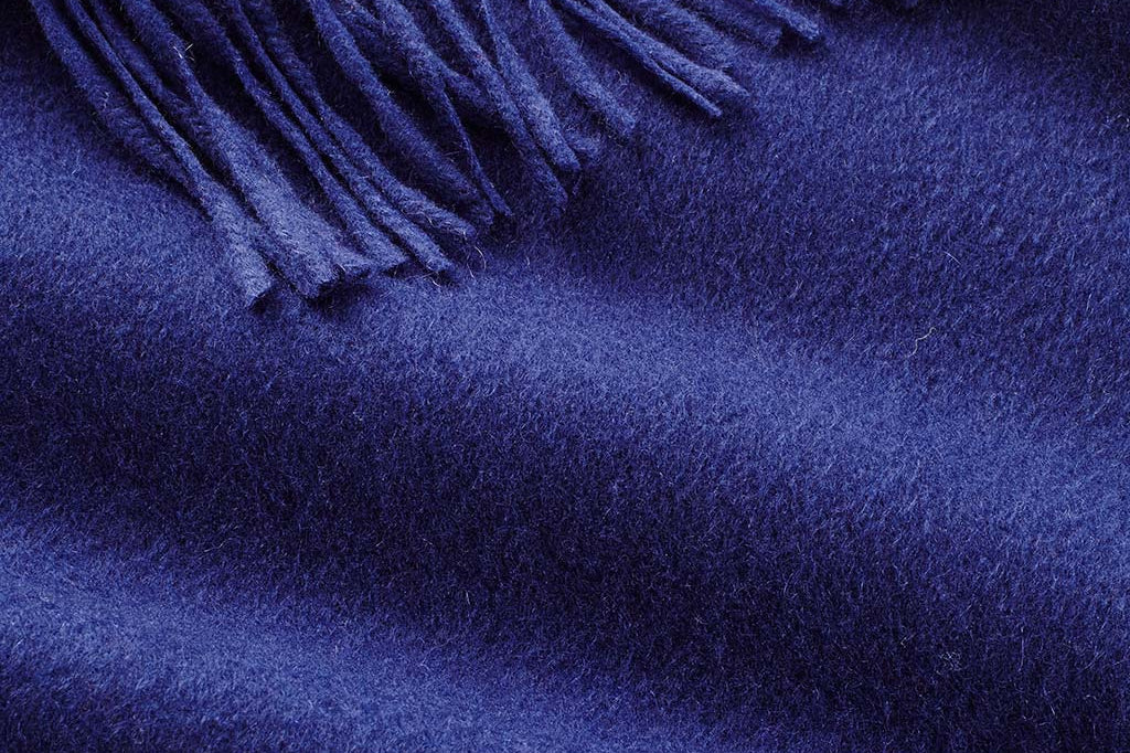 Alpine Cashmere Ripple Finish Wrap in Navy Blue
