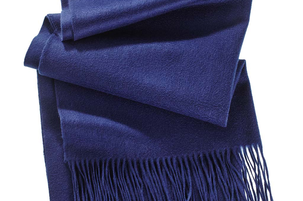 Alpine Cashmere Ripple Finish Wrap in Navy Blue