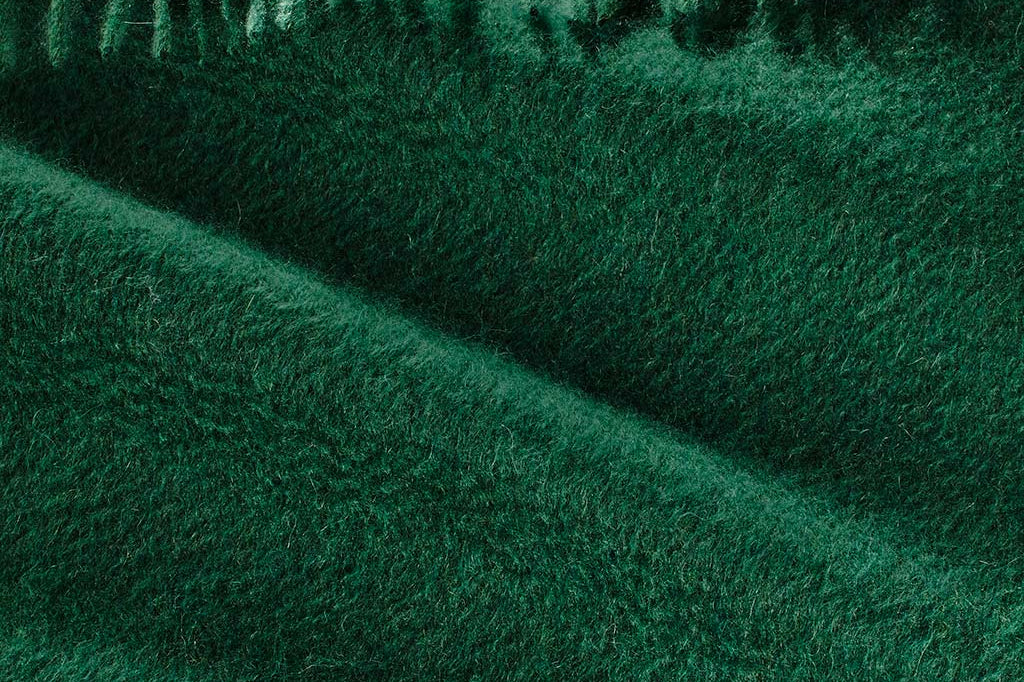 Alpine Cashmere Ripple Finish Scarf in Pine Green