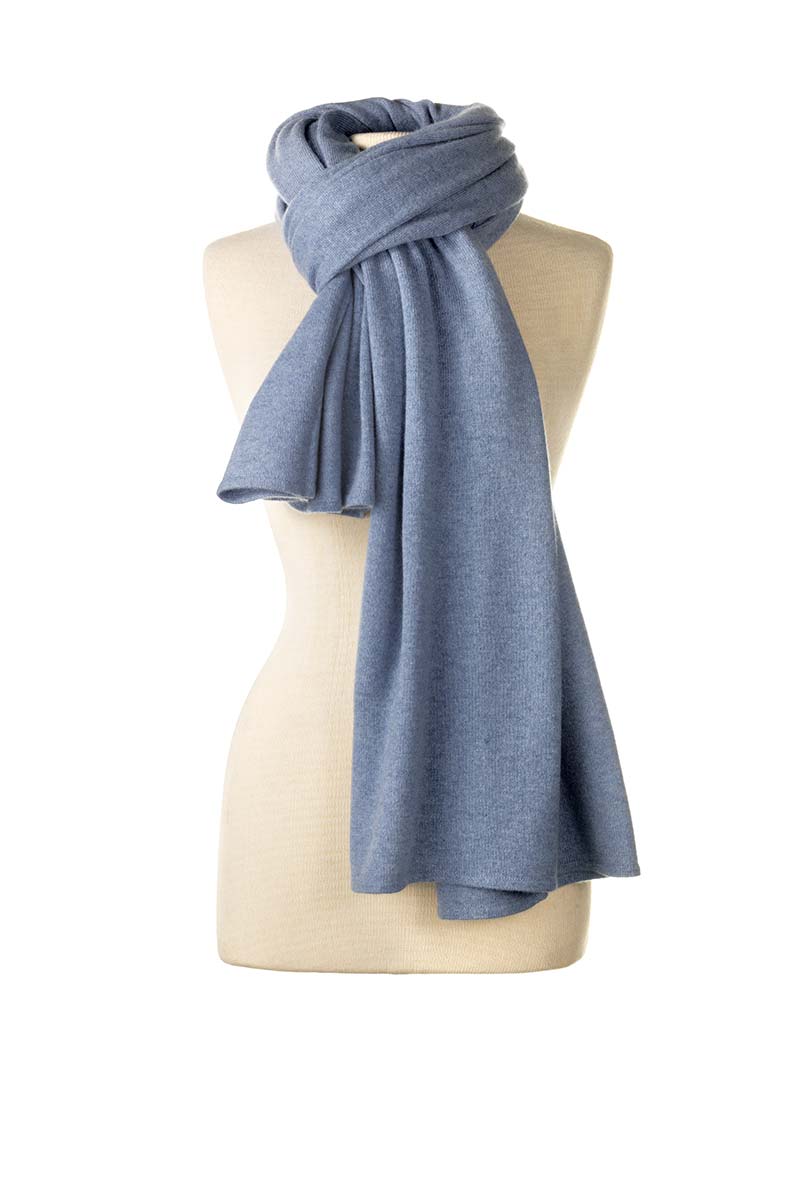 Alpine Cashmere's Luxurious Chunky Travel Wrap in Blue Mist