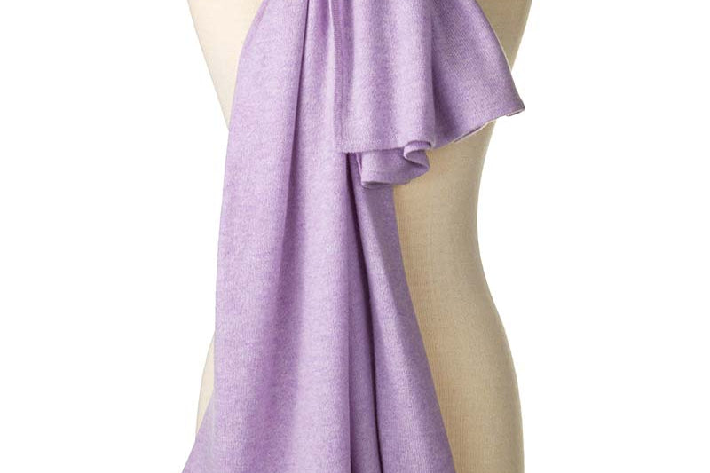 Alpine Cashmere's Luxurious Chunky Travel Wrap in Lilac Purple