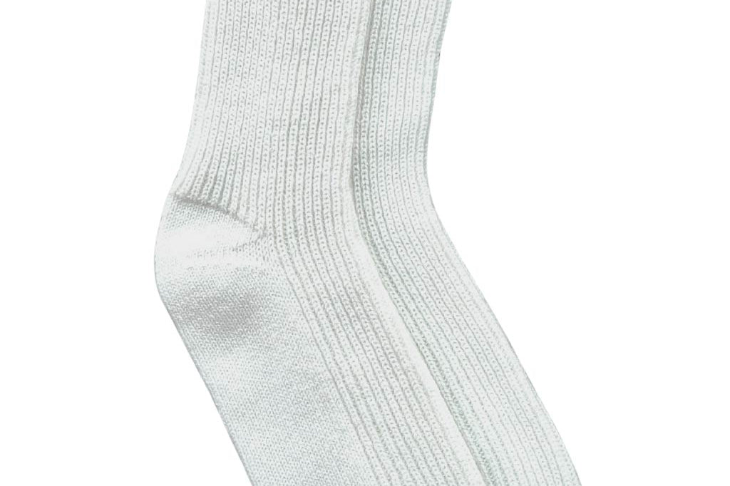 Alpine Cashmere Women's Cashmere Bed Socks in Ivory